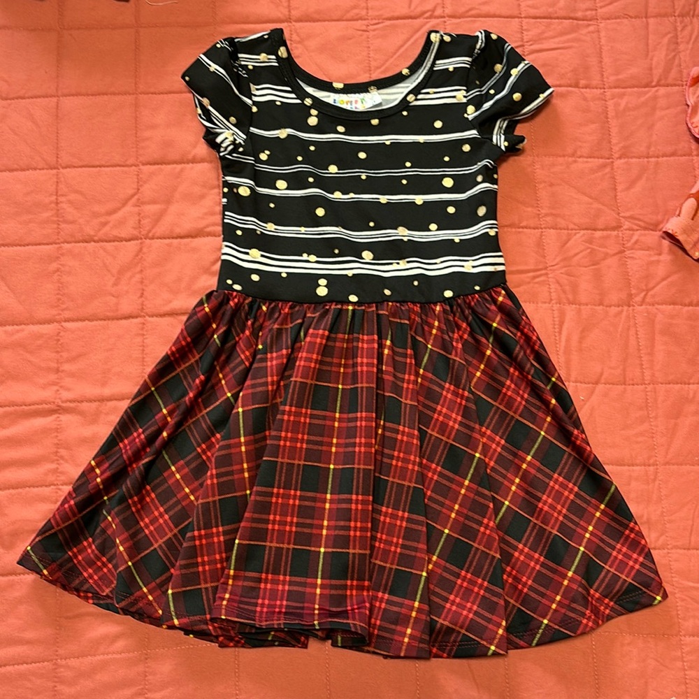 DOT DOT SMILE || plaid/striped dress